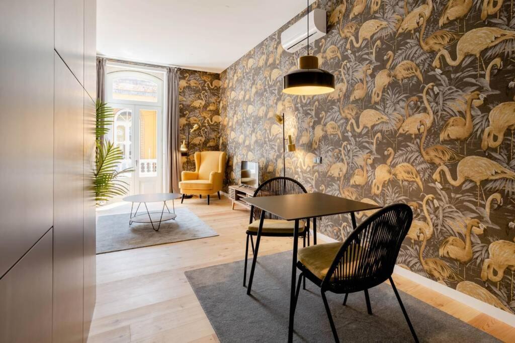 Boutique Rentals-Art & Charm II Apt W/ Terrace Porto Exterior foto